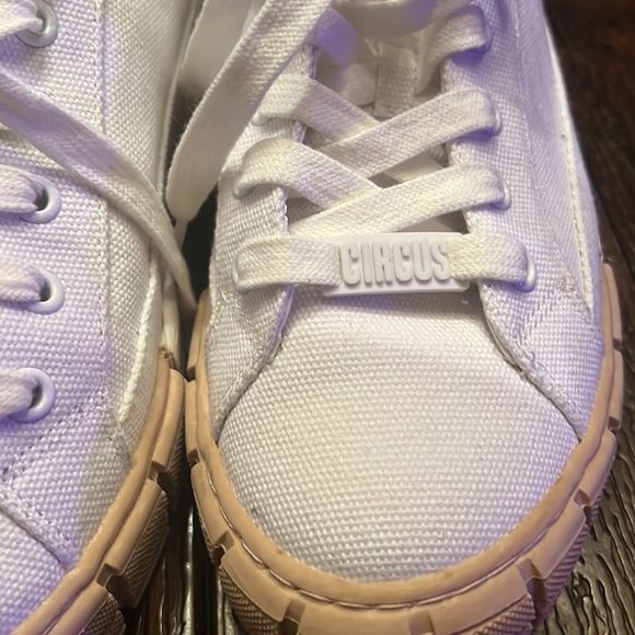 Circus by Sam Edelman Skyla Lace-Up Sneakers 9 Platform Canvas - Picture 8 of 9